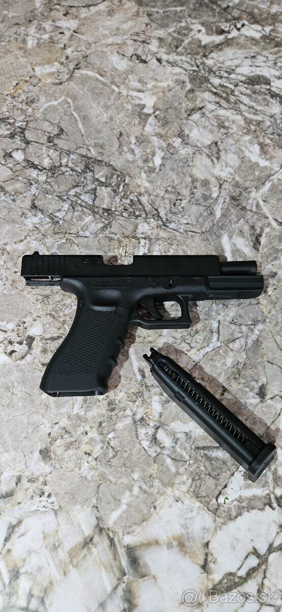 UMBREX AIRSOFT GLOCK 17 GEN 4