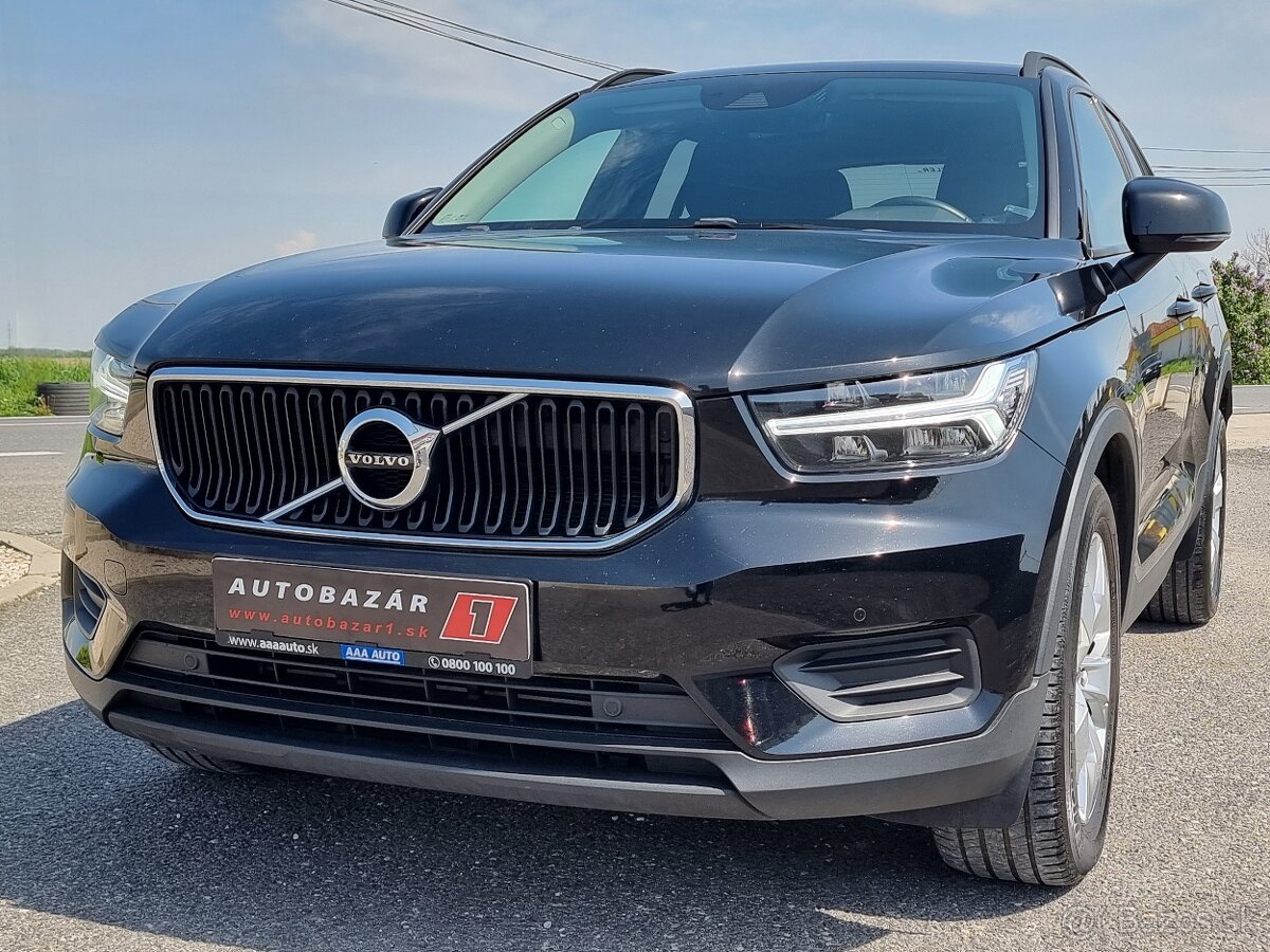 Volvo XC40 D4 Momentum AWD A/T za 23.900 €