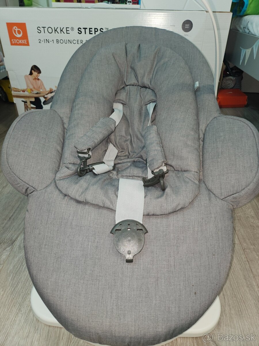 Stokke steps buncer 2 in1 Bouncer & newborn set