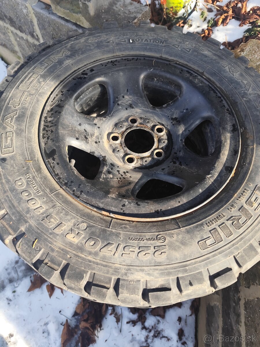 Protektory 225/70 r15 off road