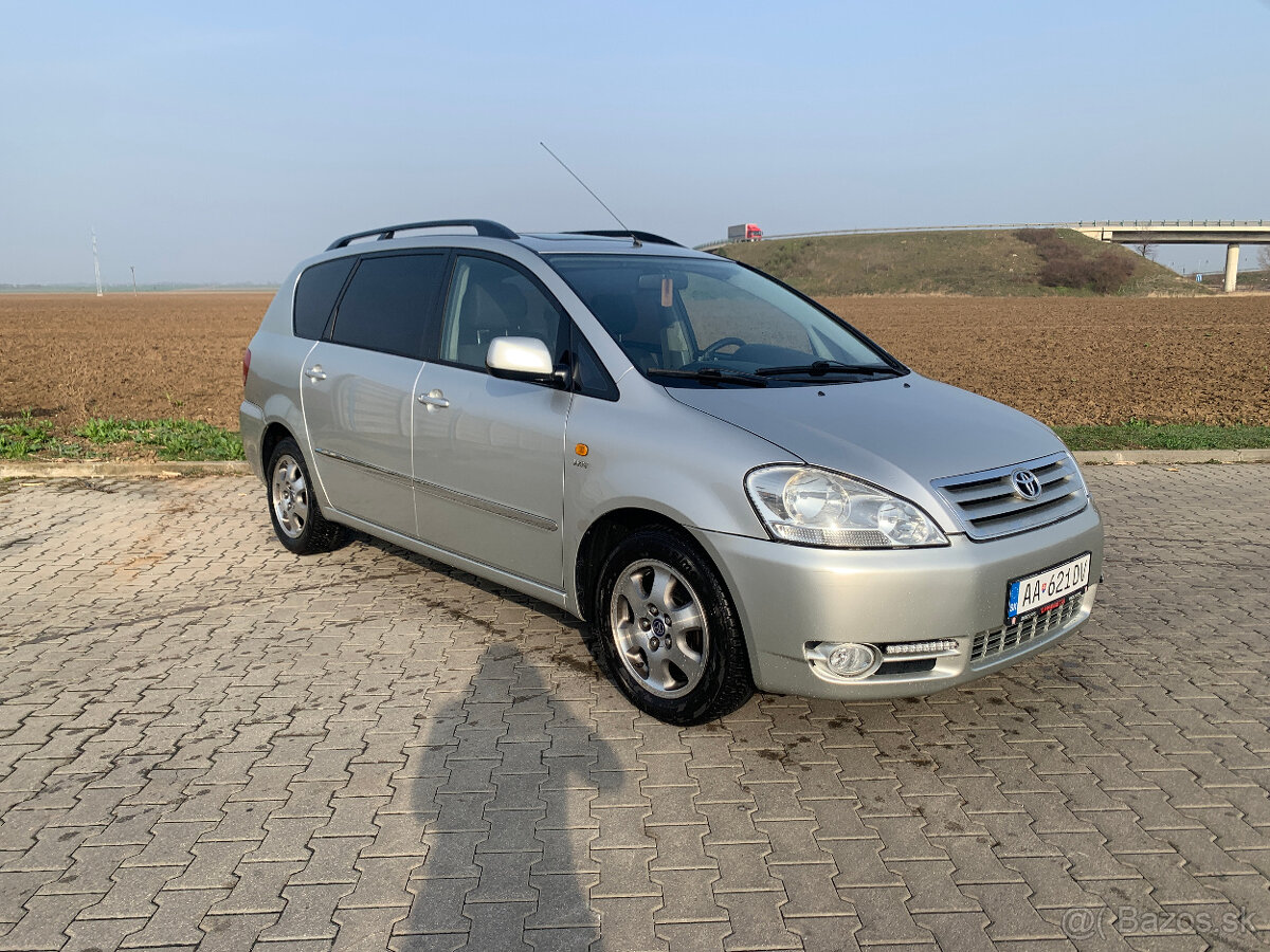 Toyota Avensis Verso 2.0 vvti LPG
