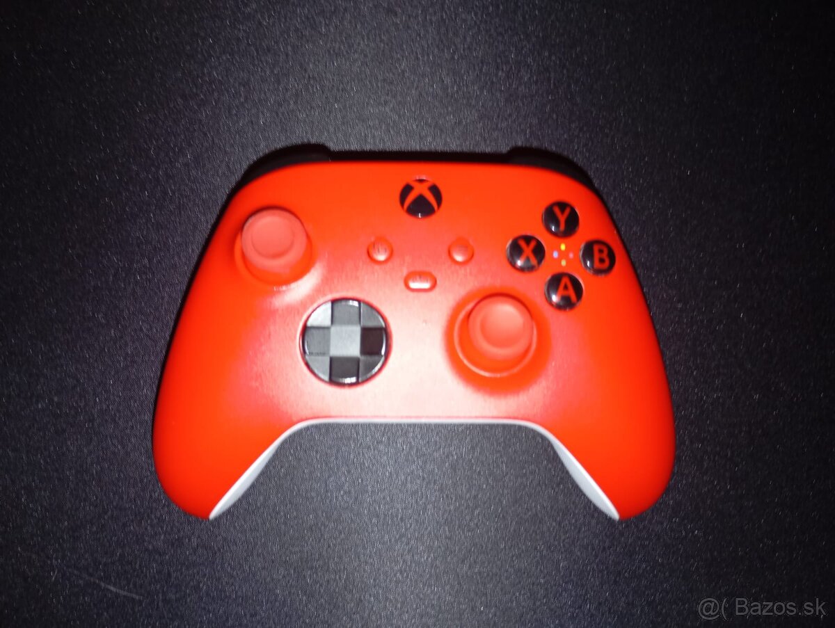 Xbox ovládač Wireless Controller Pulse s batériou