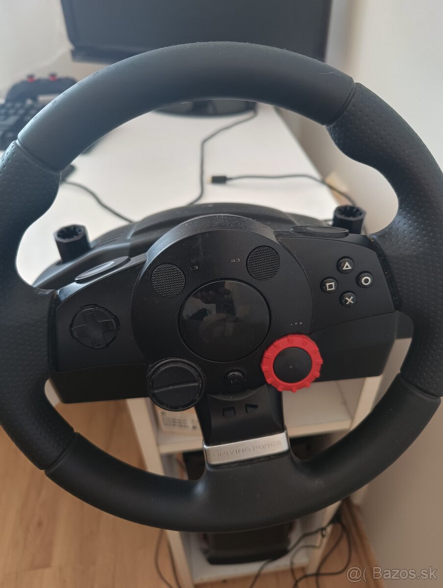HP Pavilón  I5 + Logitech driving force GT