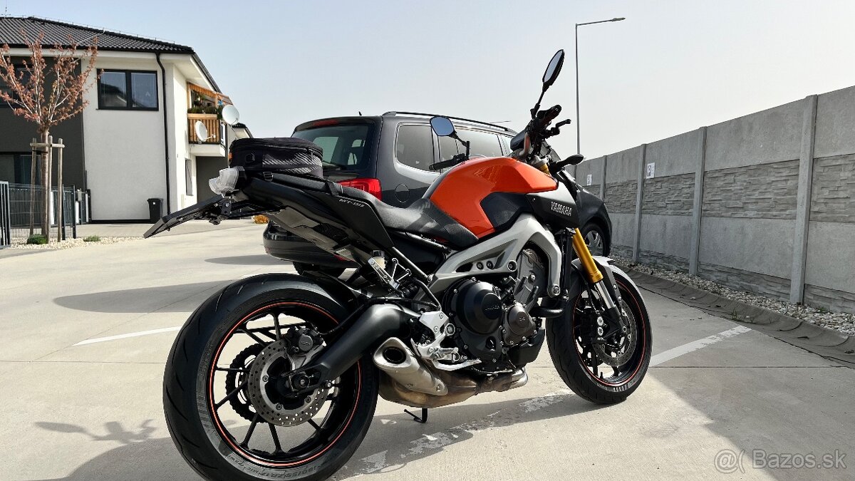 YAMAHA MT09
