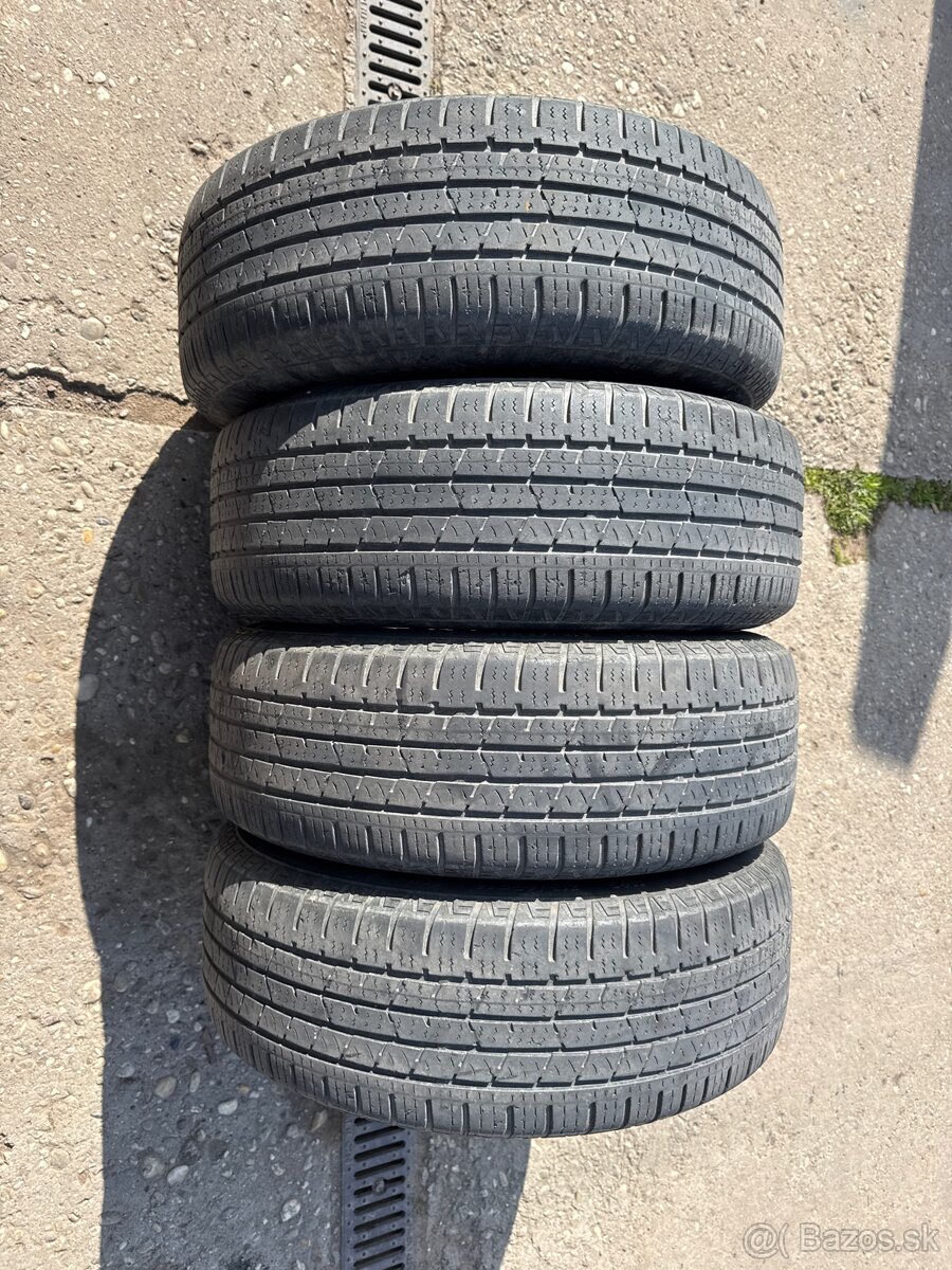 Continental Cross contact 215/65R16