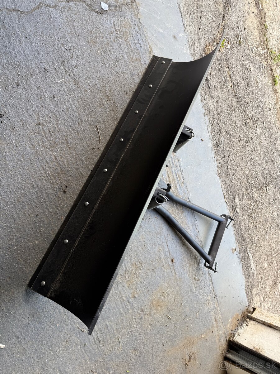 Radlica na štvorkolku 135 cm