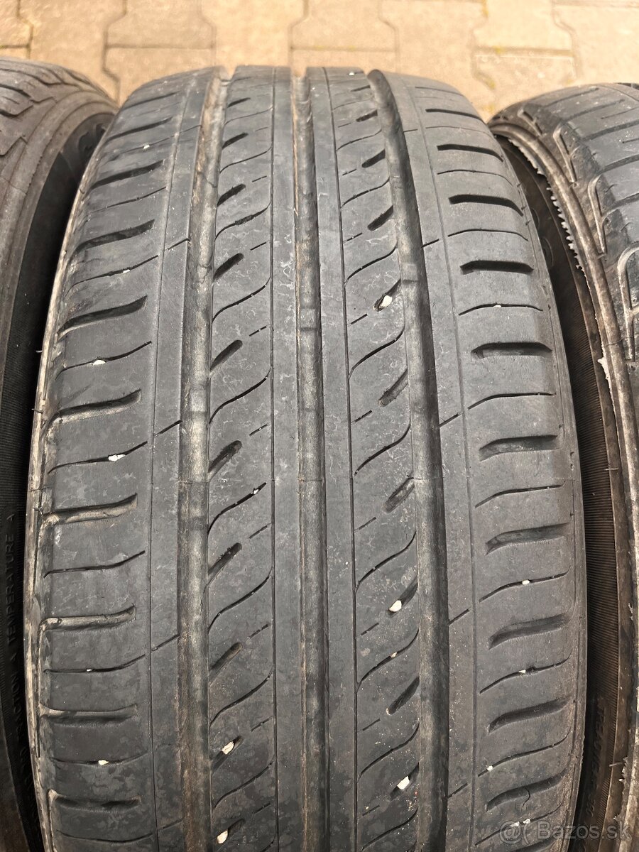 205/55R16 Goodride letne