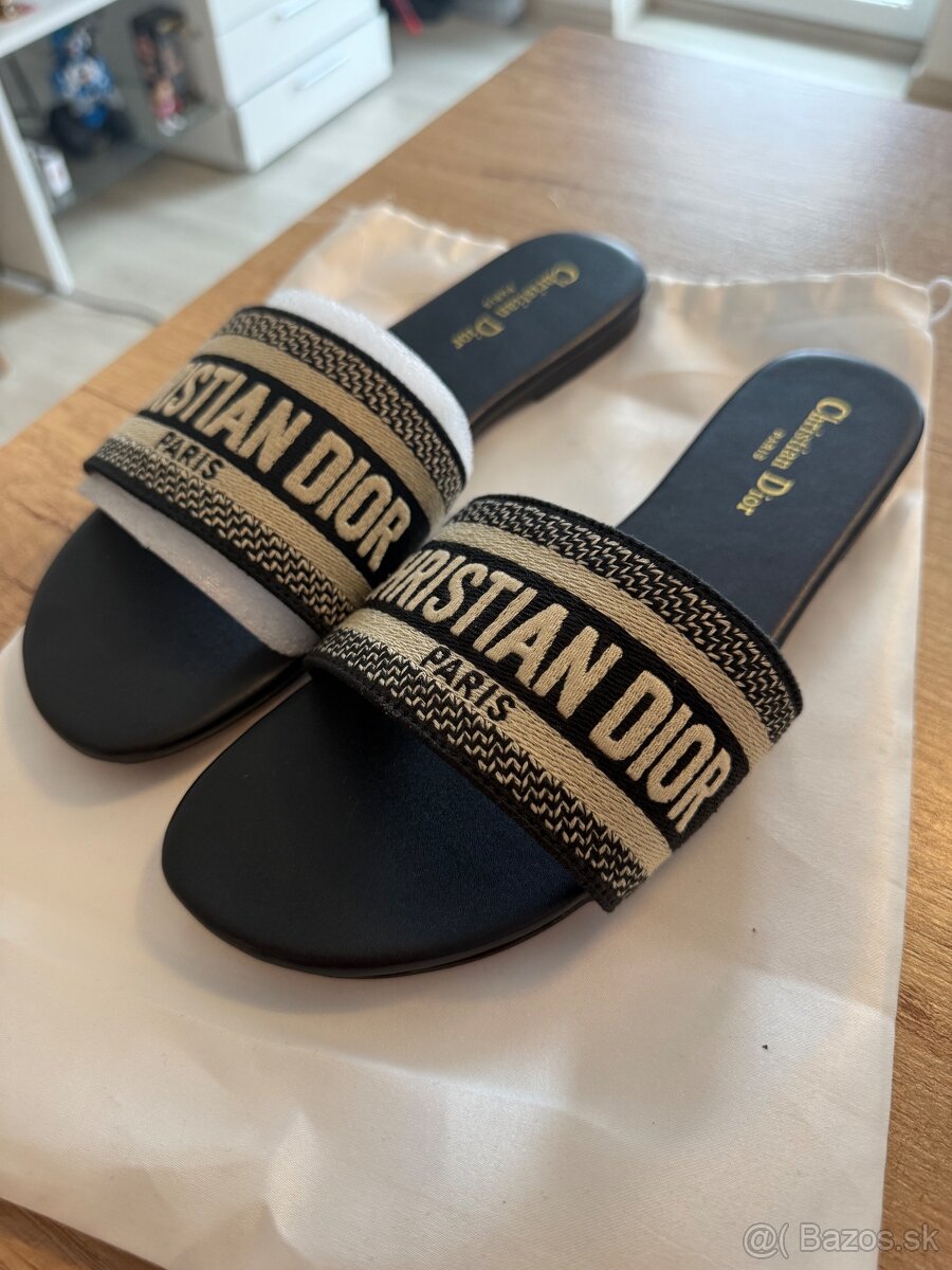 Dior šlapky tmave