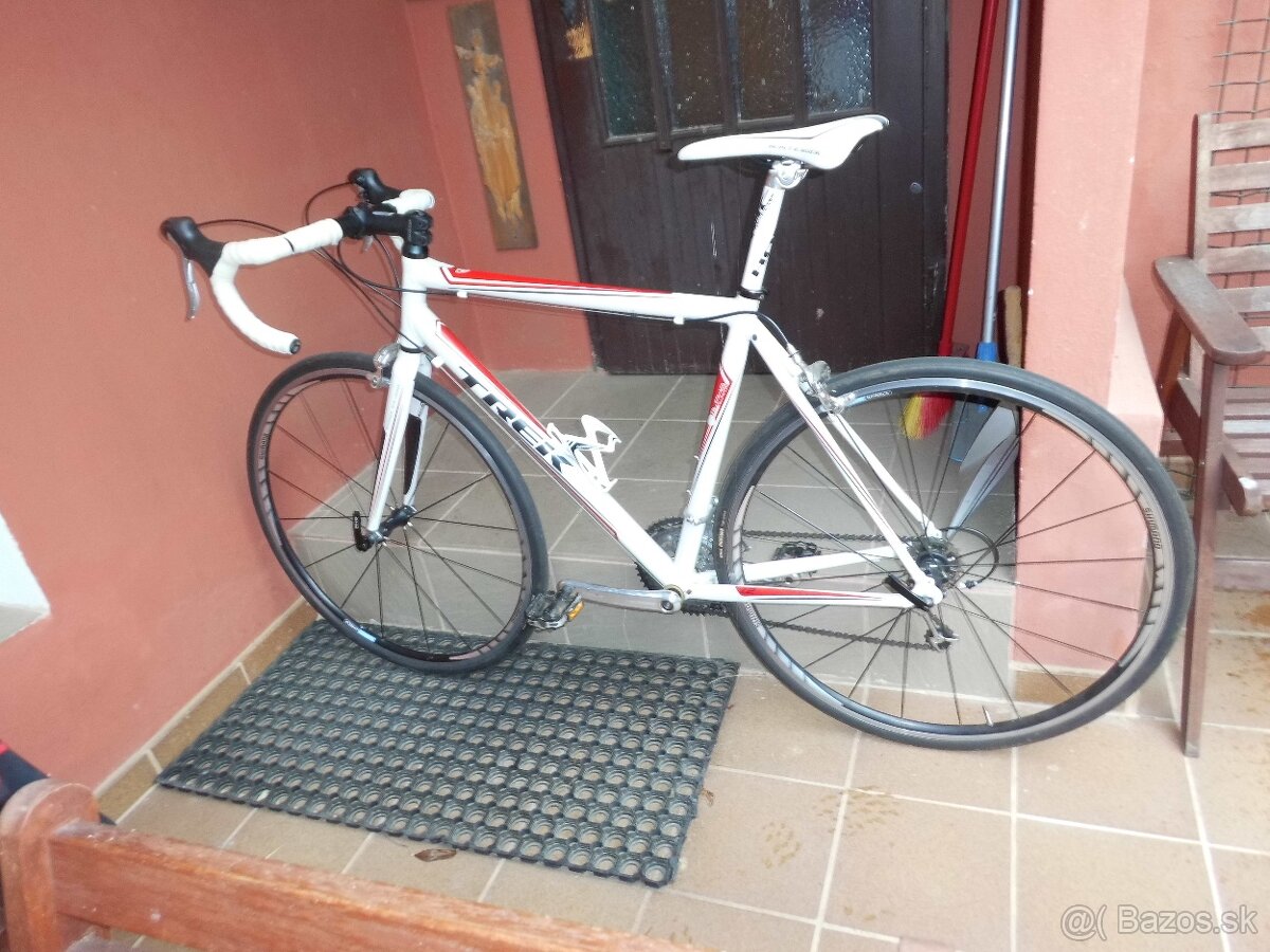 Predám cestný bicykel