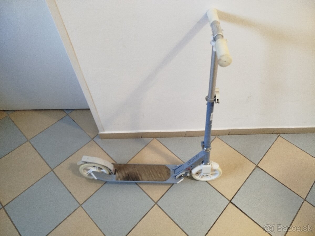 Predám detskú kolobežku oxelo