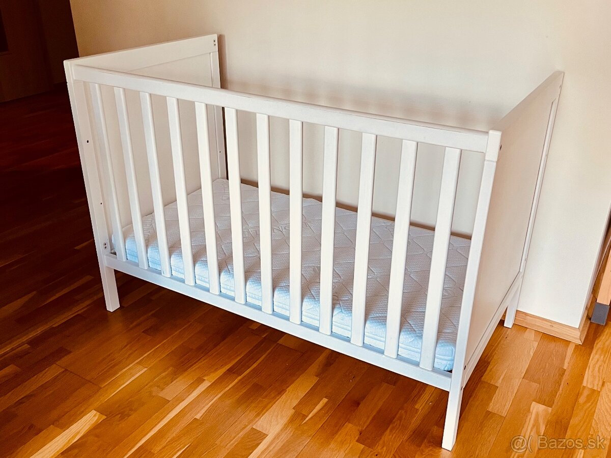 Postielka sundvik ikea s kvalitnym matracom