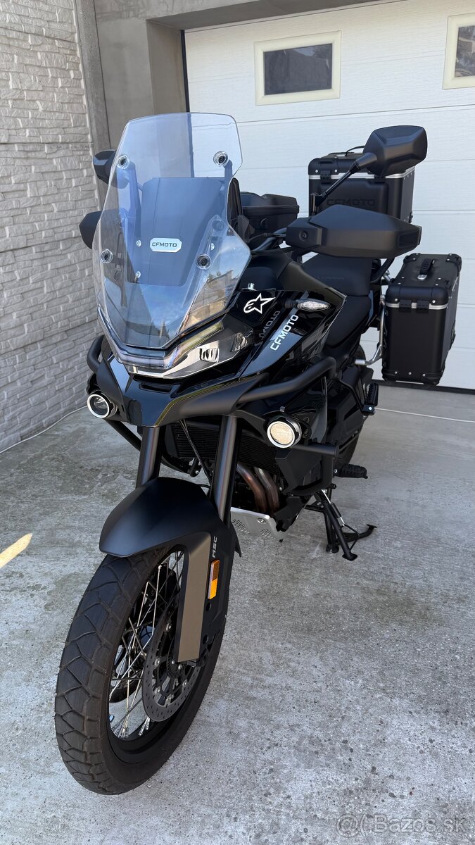 CFMOTO 800MT EXPLORE