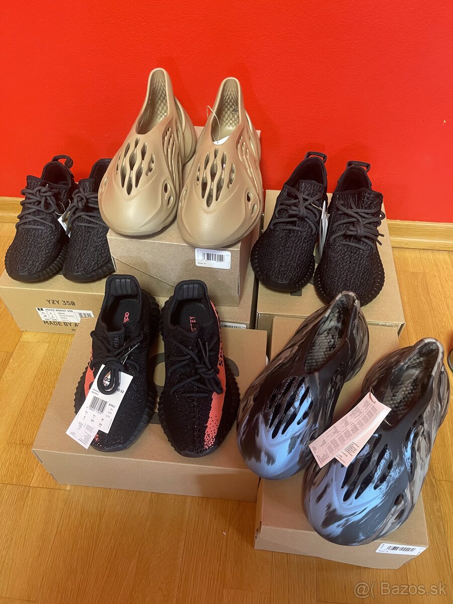 ADIDAS YEEZE FOAM RUNNER a 350