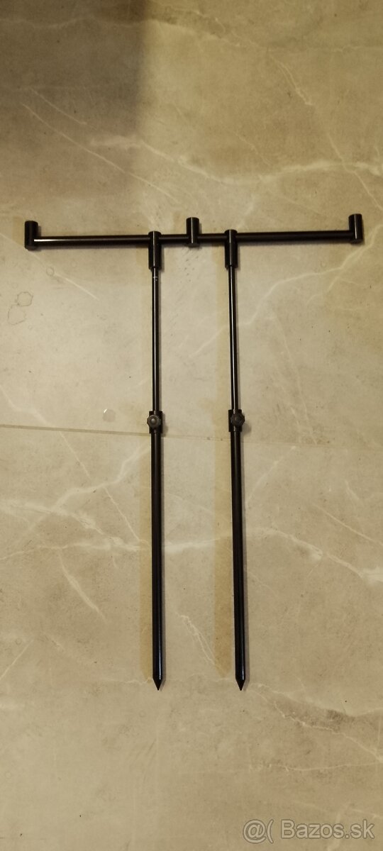 Rybársky stojan na 2ks signalizatorov+2ks signalizátorov ..