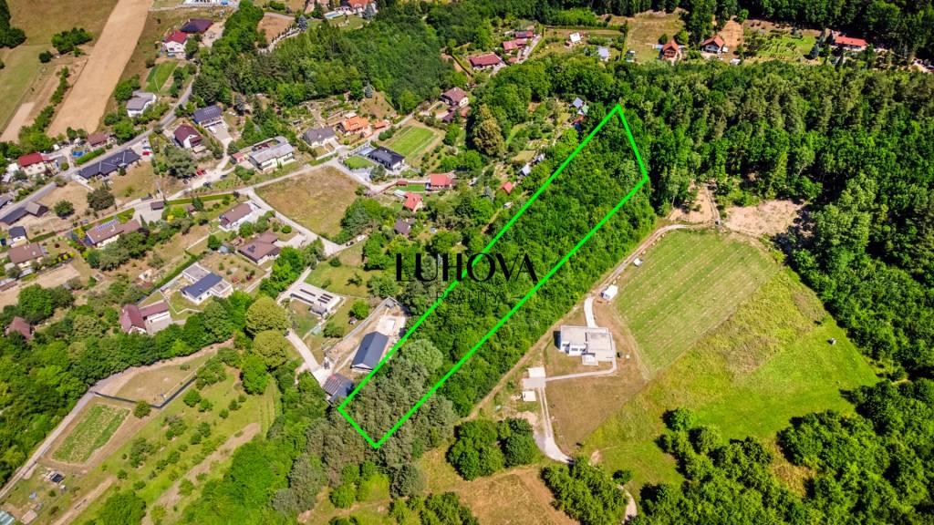 Pozemok s VEĽKÝM potenciálom_Vieska - Bezdedov (6441 m²)