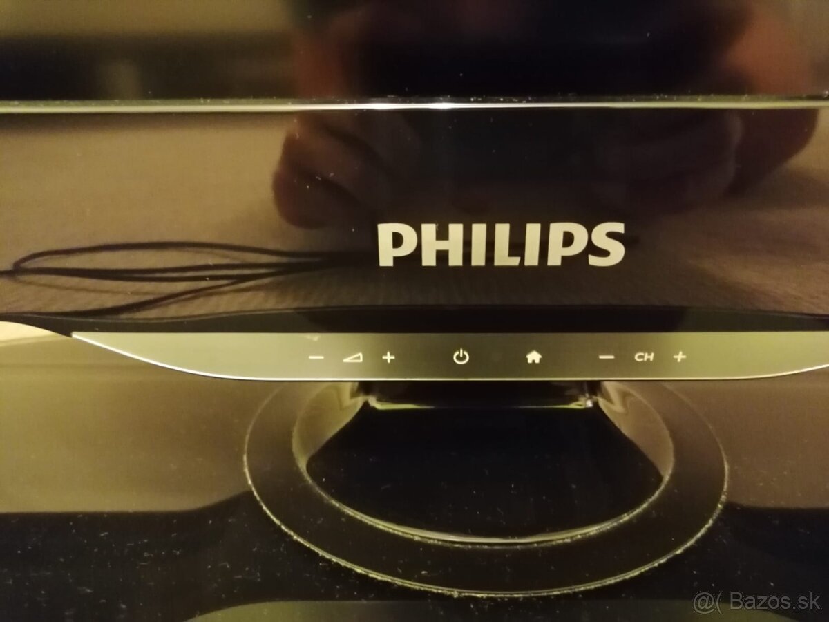 Televízor LCD Philips 4000 - 37 palcový 94 cm uhlopriečka