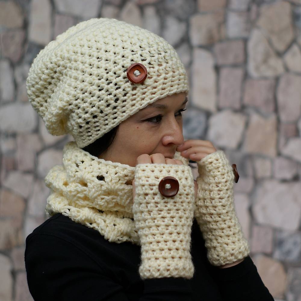 Háčkovaný set - čiapka, nákrčník a bezprstové rukavice