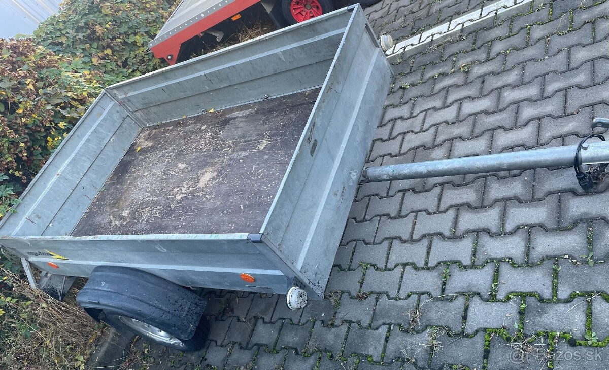 Prívesný vozik do 750 KG