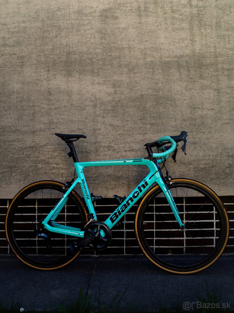Cestný bicykel Bianchi Aria