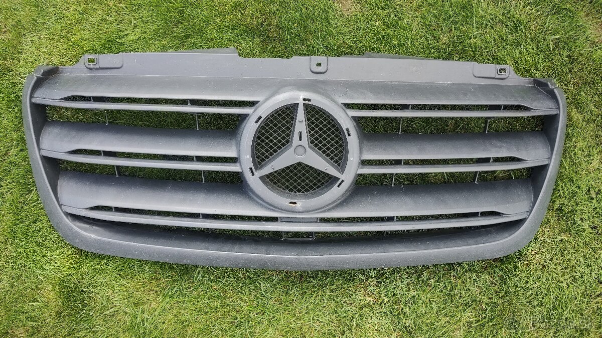 Mercedes Sprinter W907,910 2018 - predna maska A910108852600