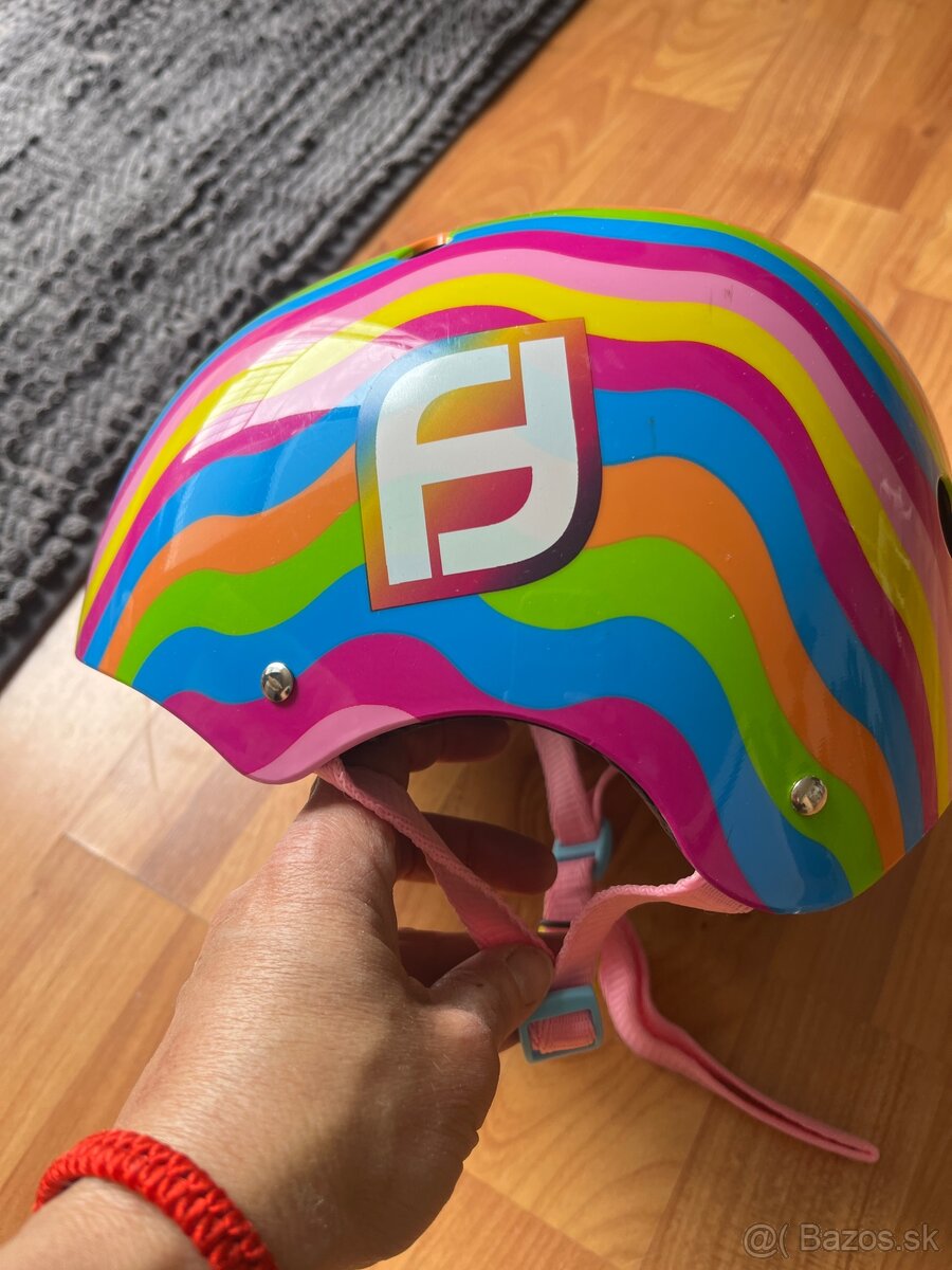 Prilba univerzálna cyklo outdoor