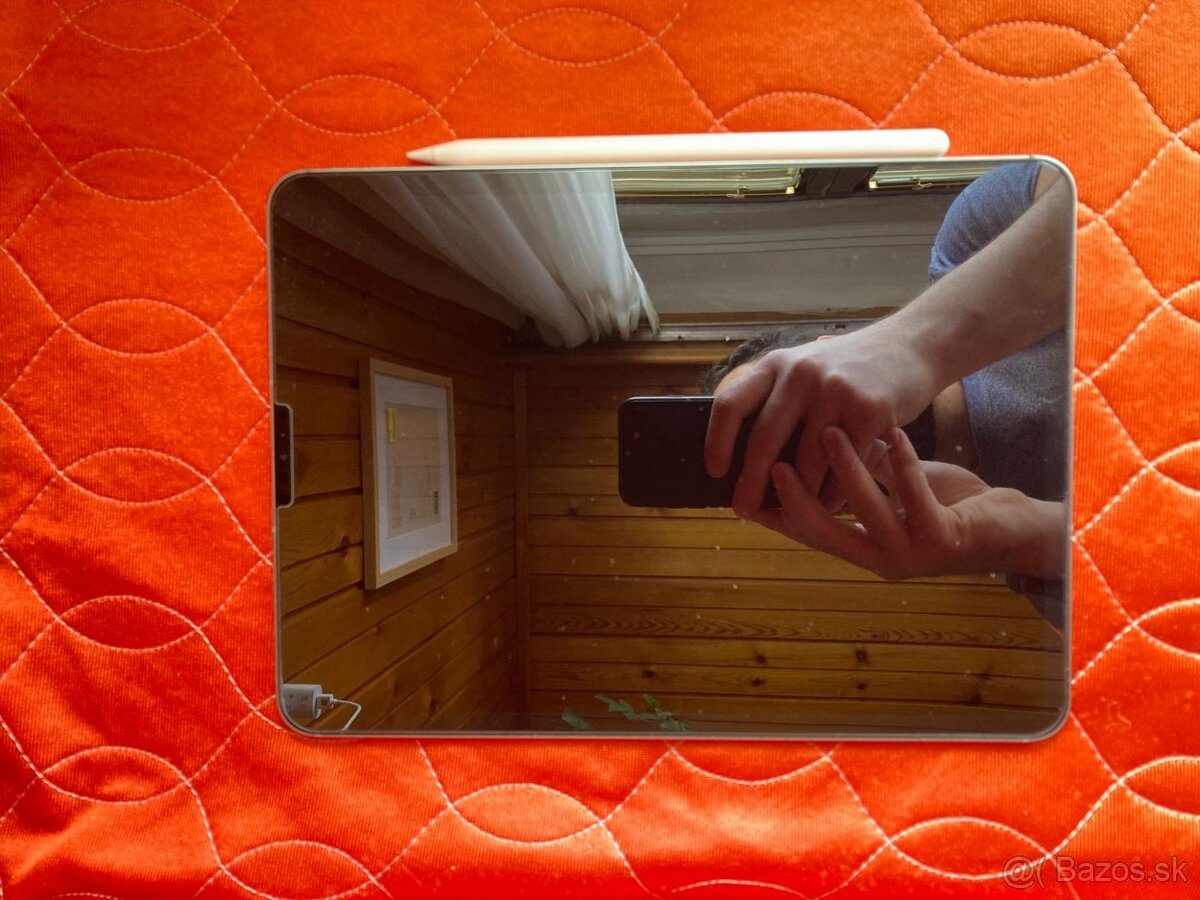 iPad Pro 11" 256GB Cellular M2 (2022) s príslušenstvom