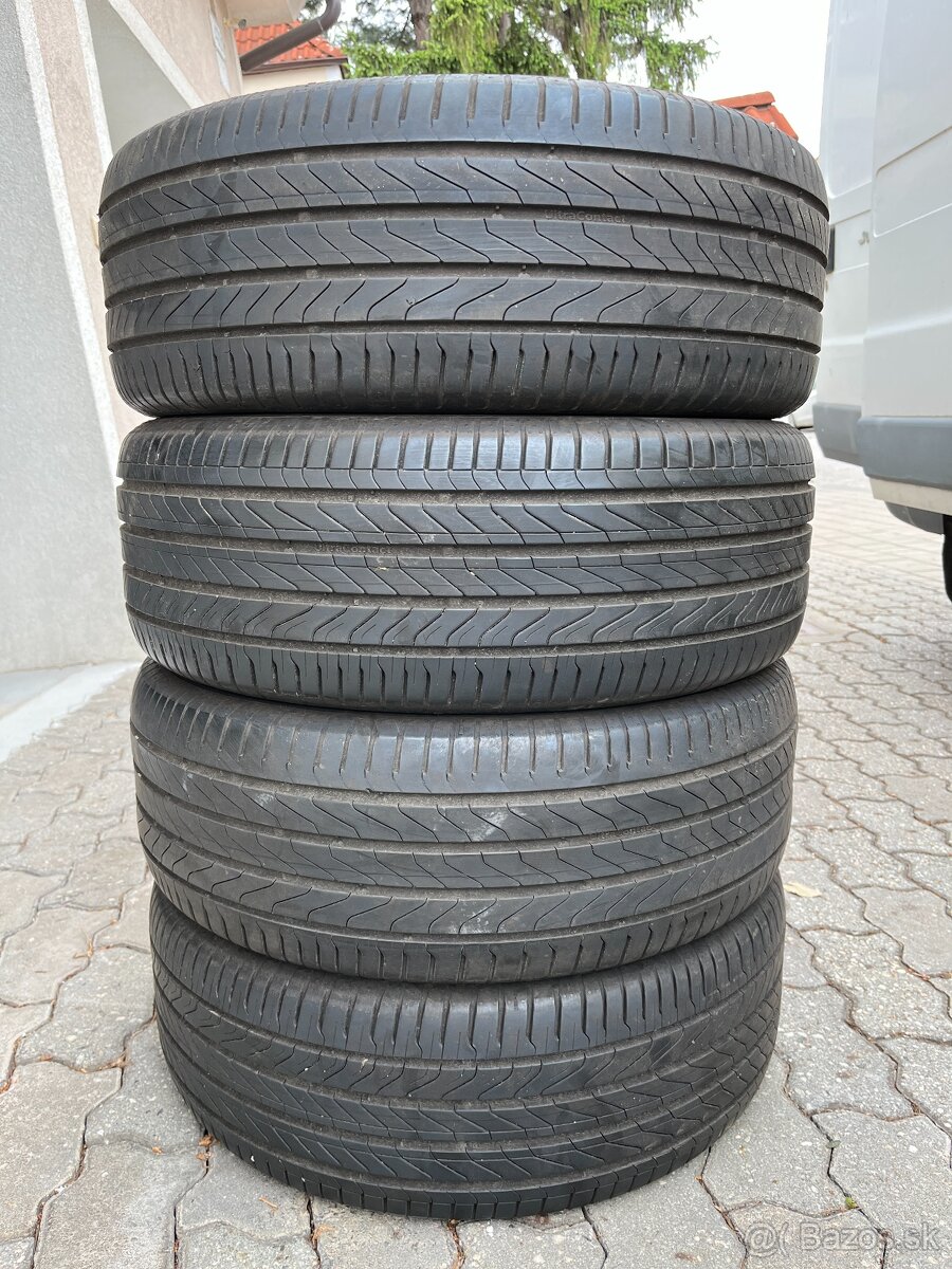 Letne Continental UltraContact 215/55 R17 94V