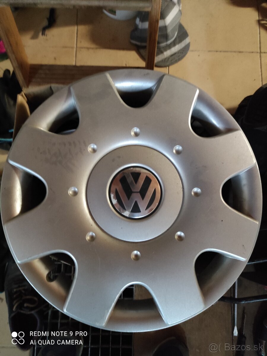 Kryt kolesa originál Volkswagen R15