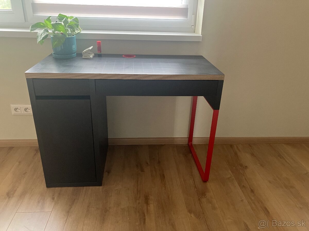 Stol IKEA Micke