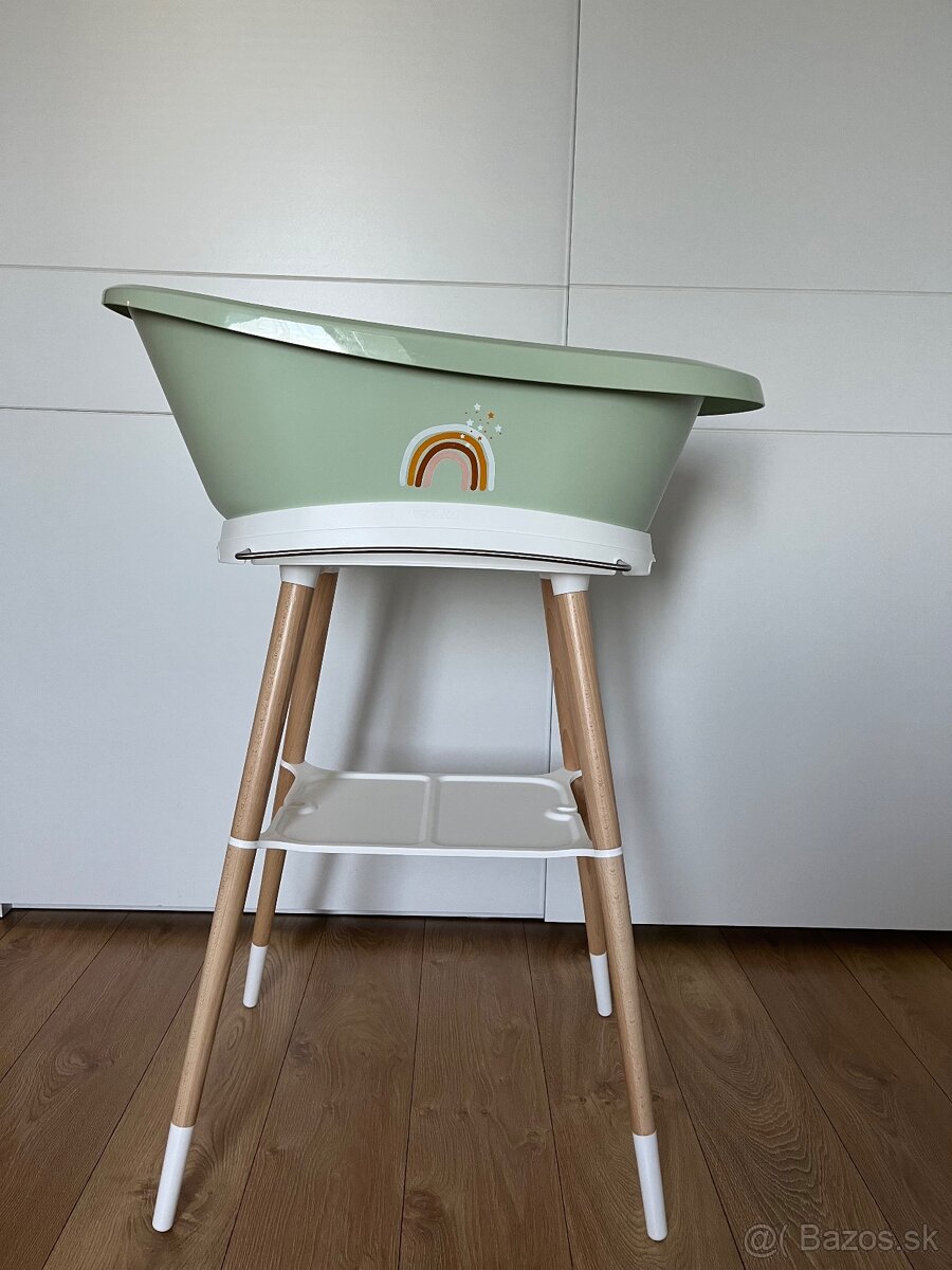 Vanička so stojanom