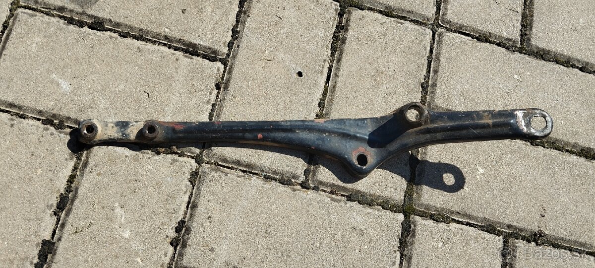 Držiak zadnej brzdy ČZ