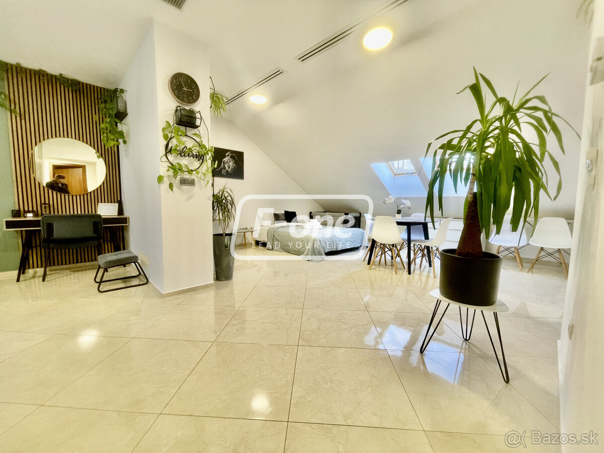 Exkluzívny penthouse 75 m² s terasou a panorámou