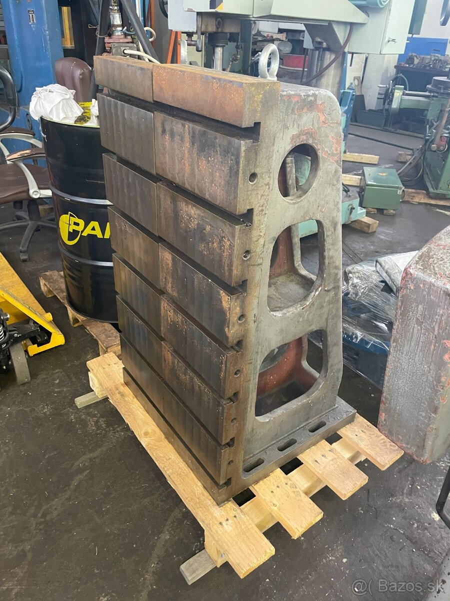 Upínací uholník 320x1120 mm