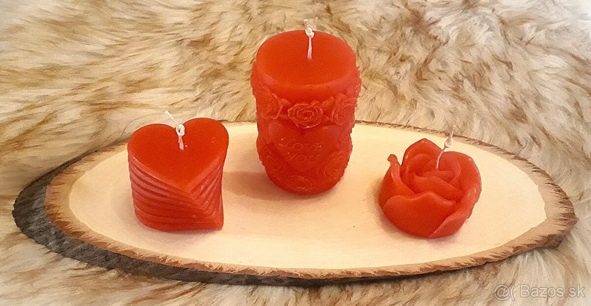 Ručne vyrobená sviečka