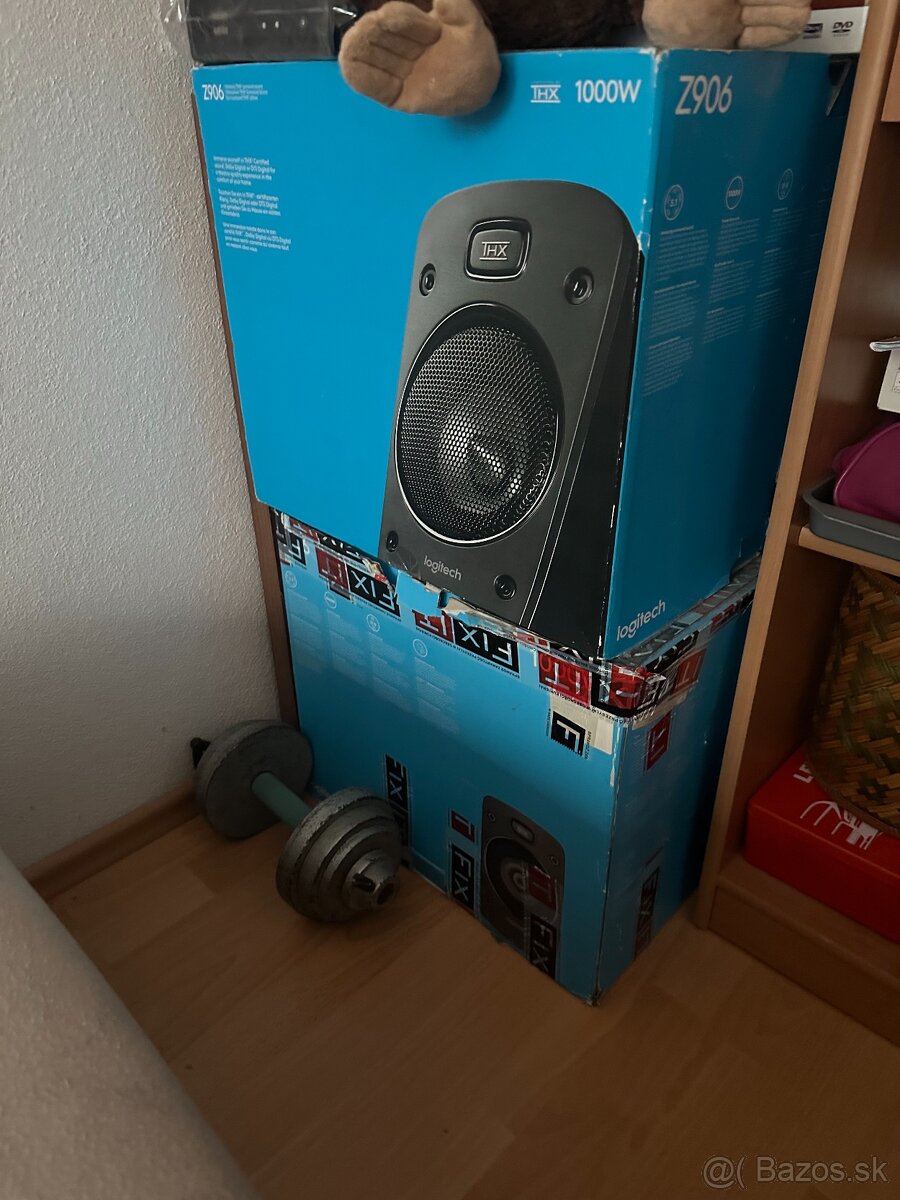 Logitech Z906
