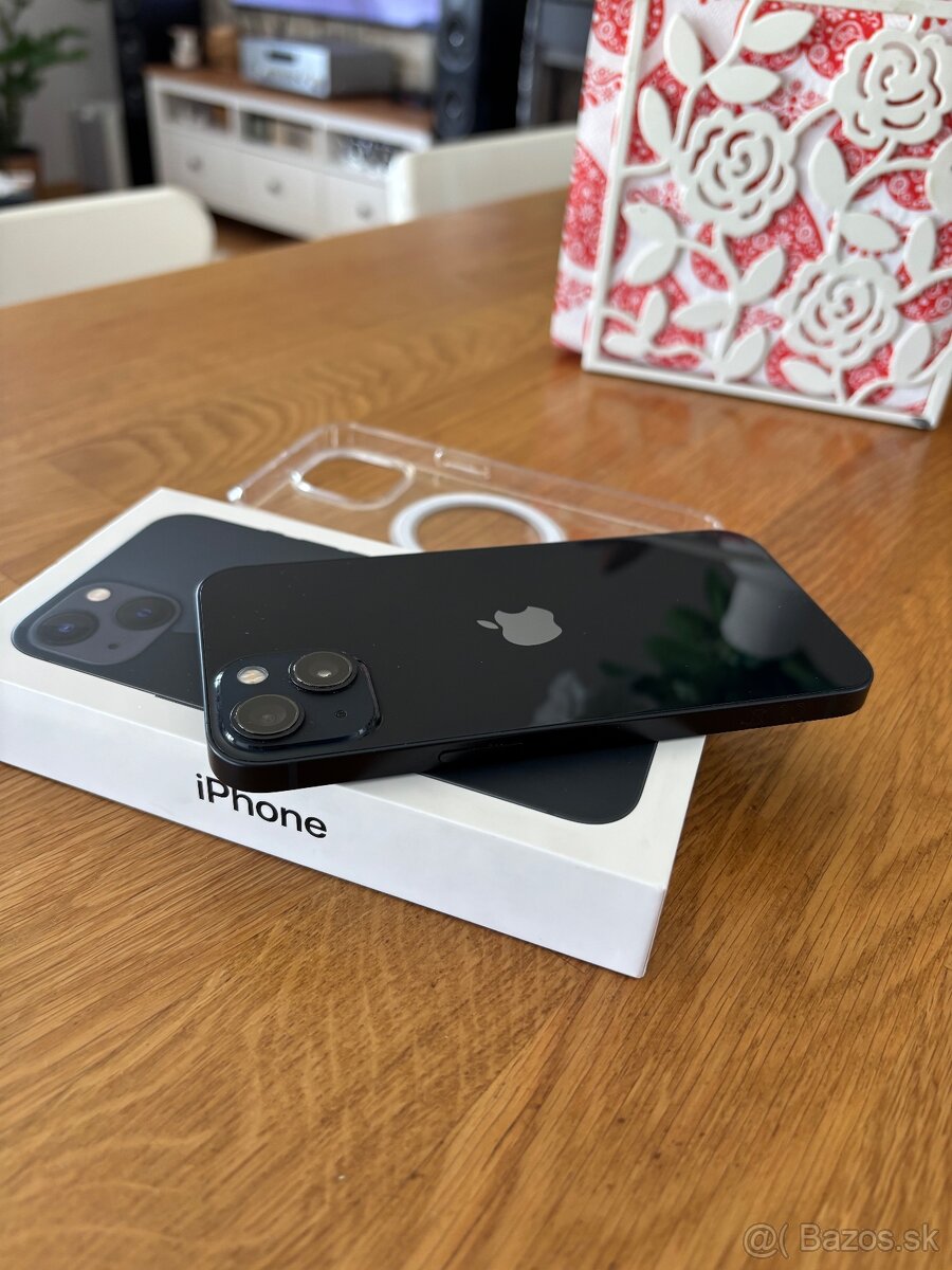 iPhone 13 midnight