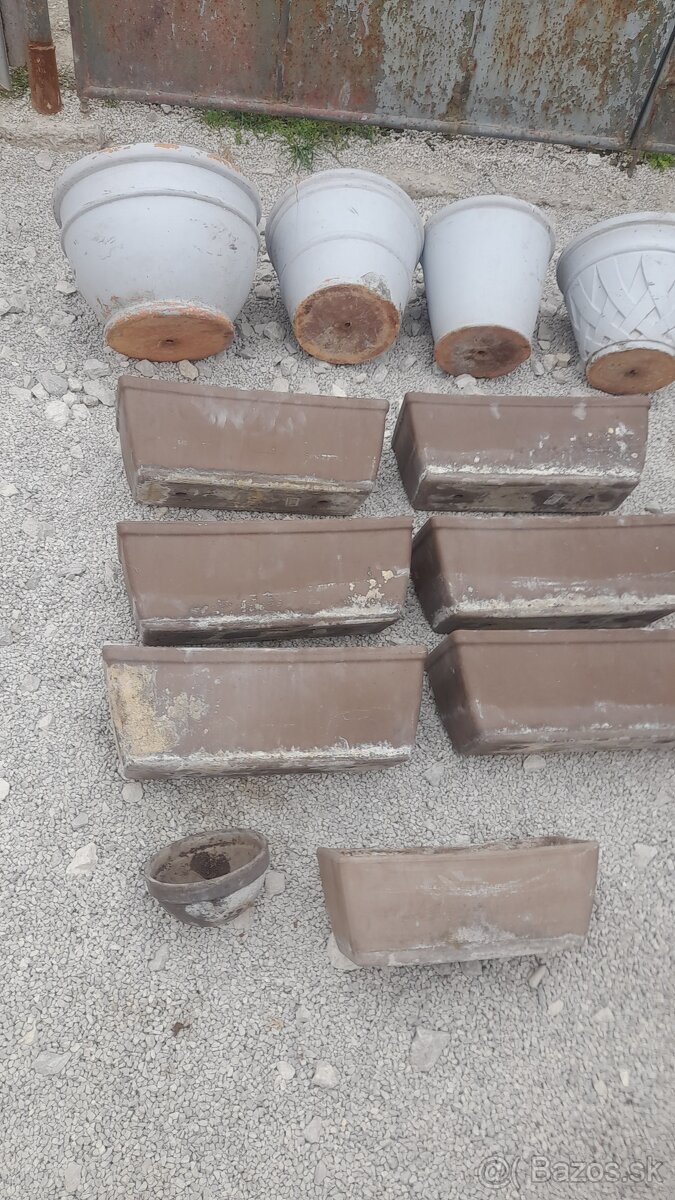 Terakotové kvetináče 10eur, 15eur /kus