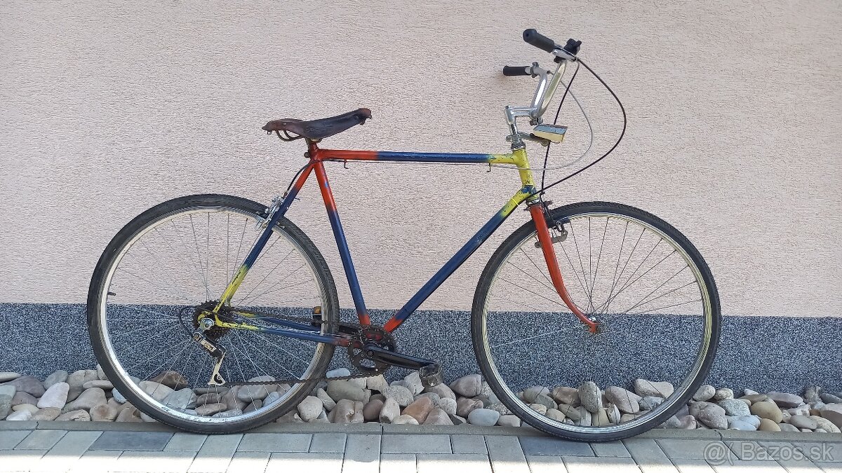 Cestný bicykel Favorit 1974