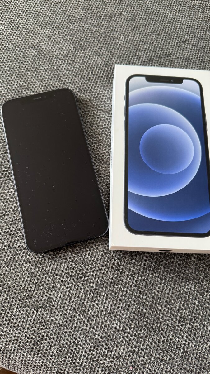 Predám iPhone 12 64gb, čierny
