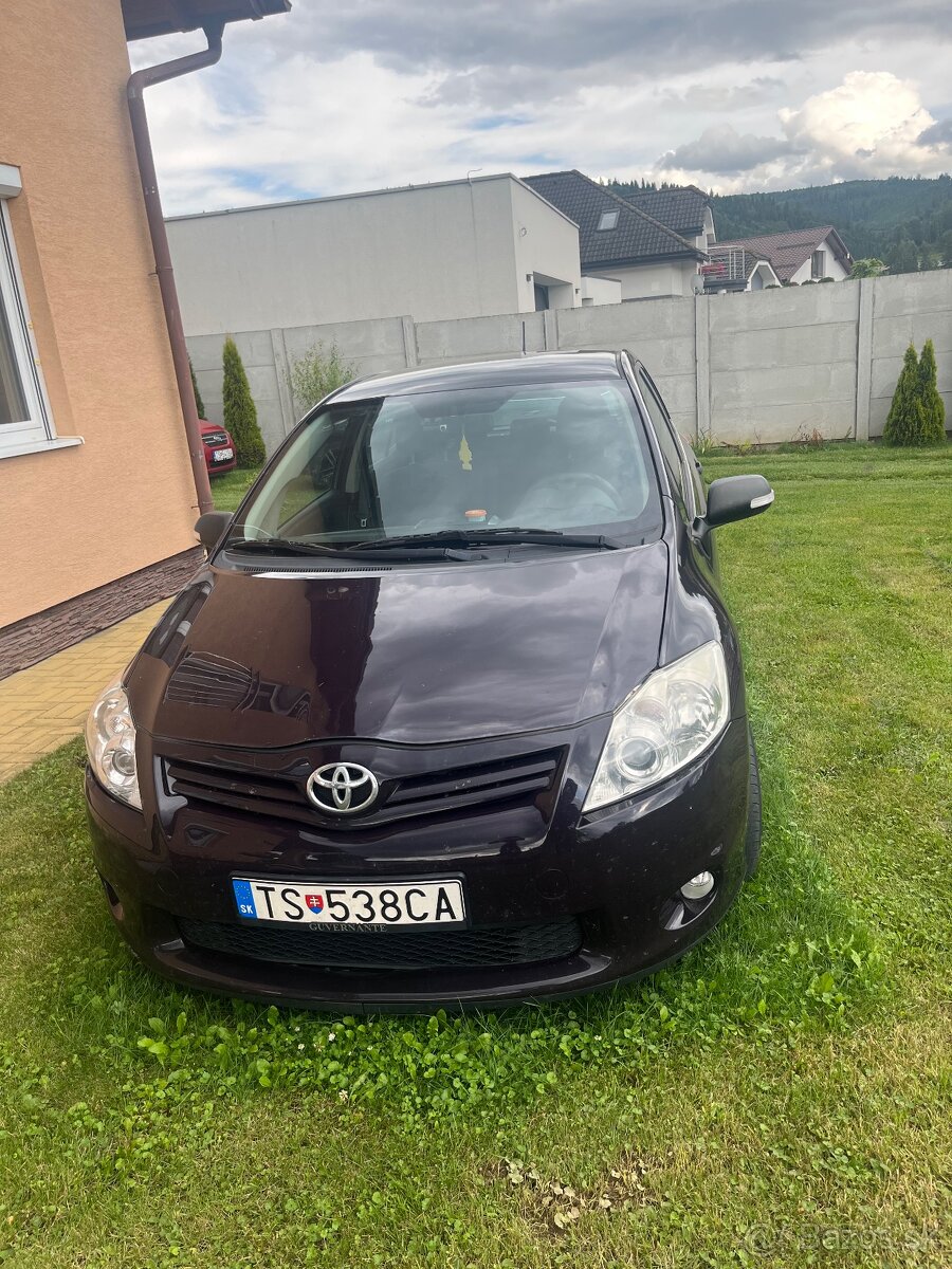 Toyota auris E15 1,6 2010