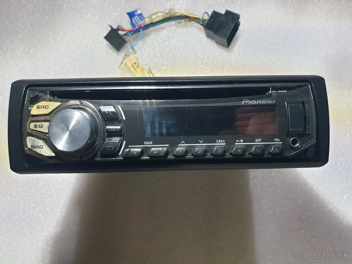 Predam autoradio Pioneer DEH 1600UB