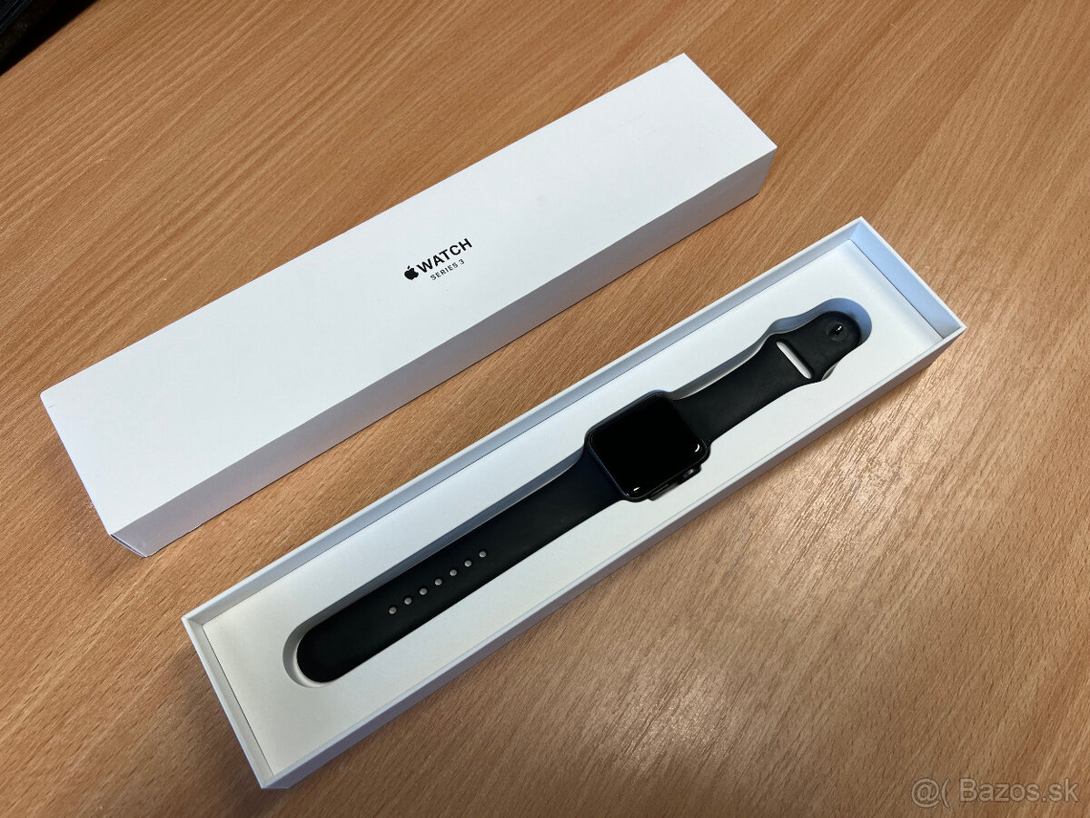 Apple Watch Series 3, 42mm
