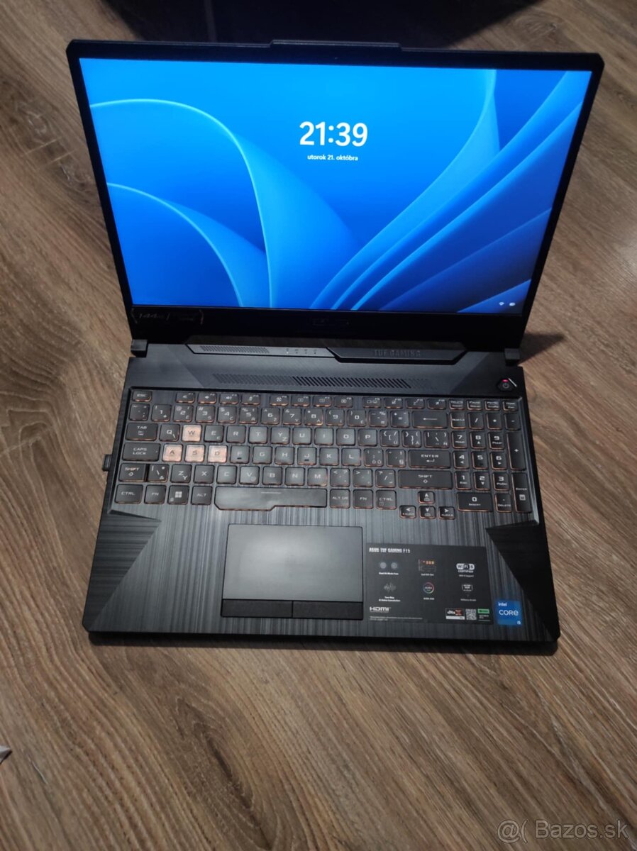 ASUS TUF Gaming F15 FX506HF + herná myš