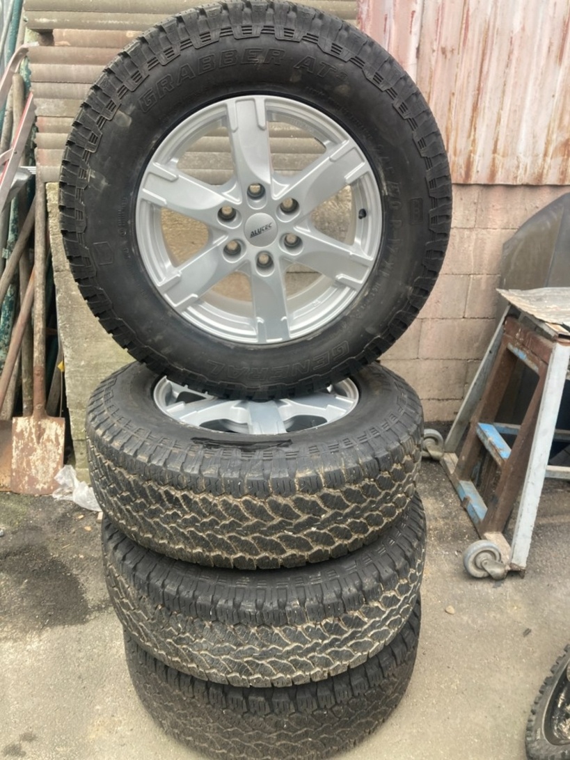 ALU rozteč 6x 139,7, pneu 245 75R17 vzorek 9,5mm