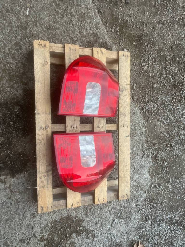 Zadné svetla škoda yeti