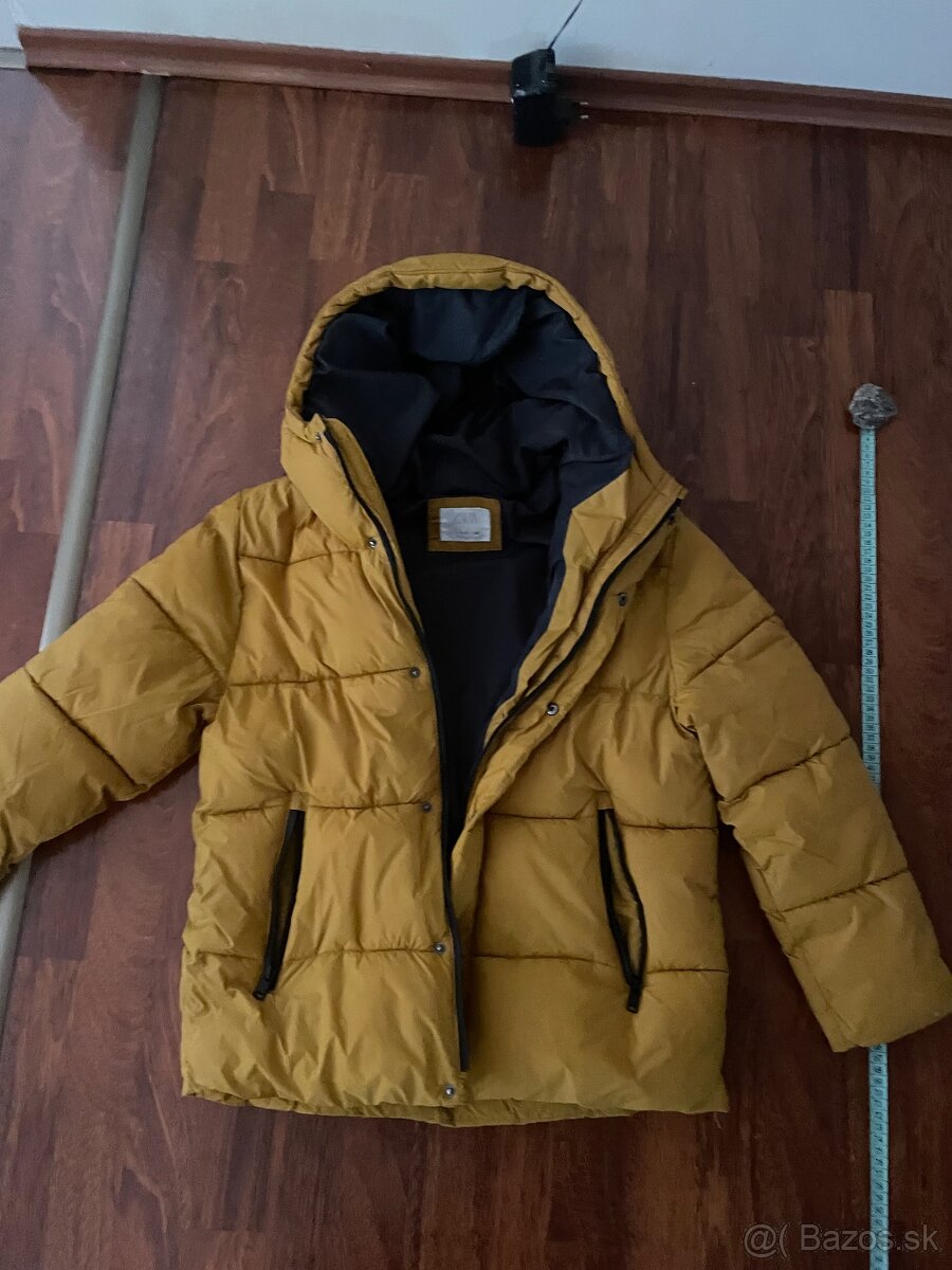 Chlapčenský kabat Zara