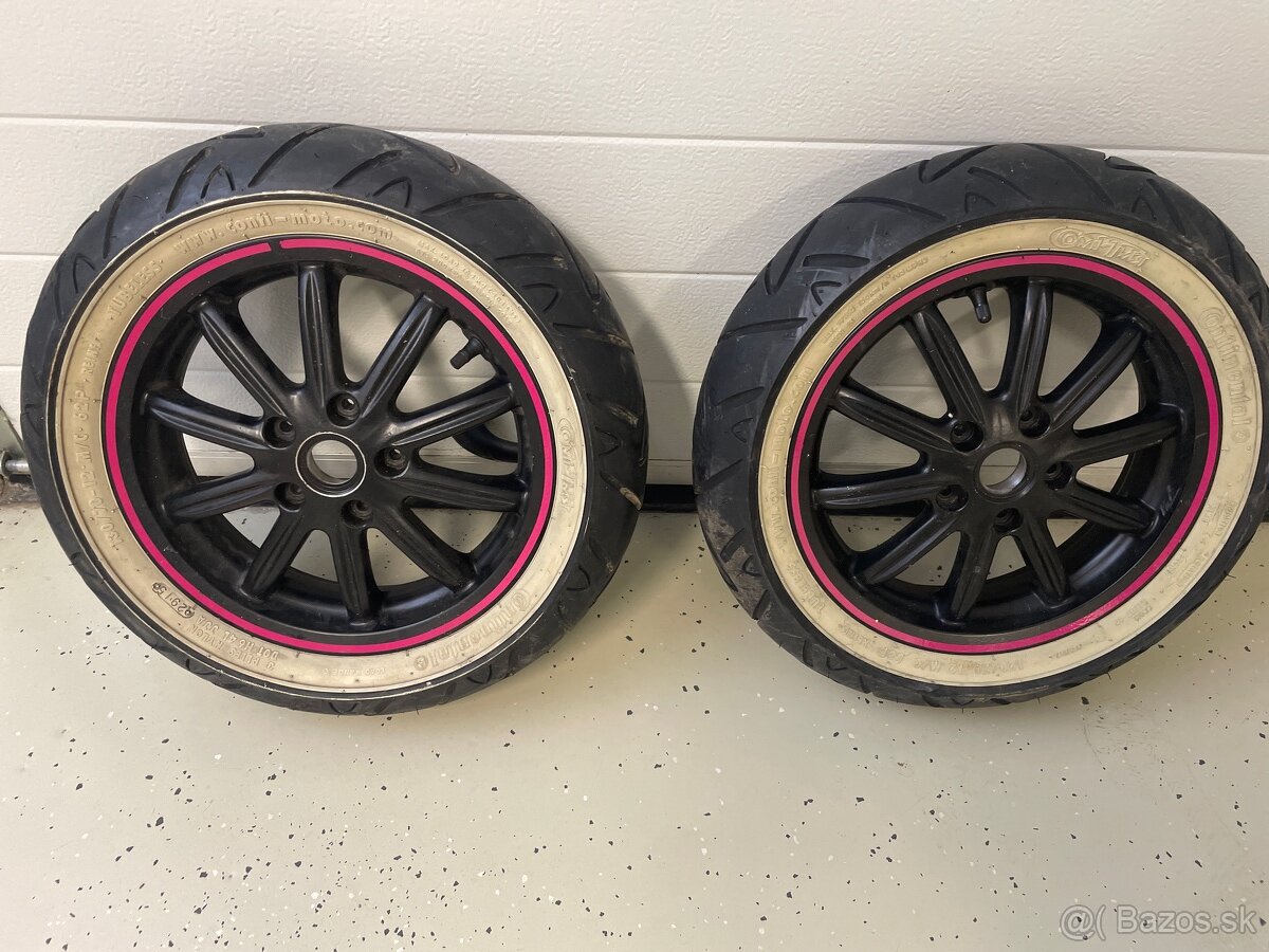 Piaggio Vespa GTS/GT kolesa s pneu.