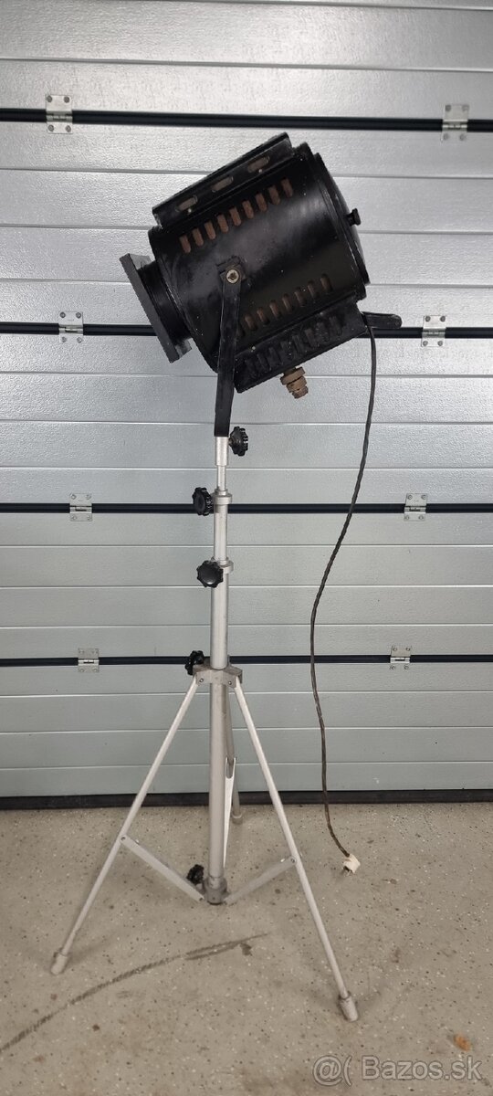 Starožitný retro reflektor dekorácia