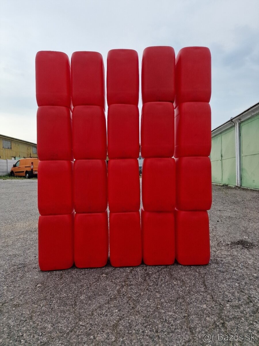 Červené 20L Bandasky super pevný materiál.