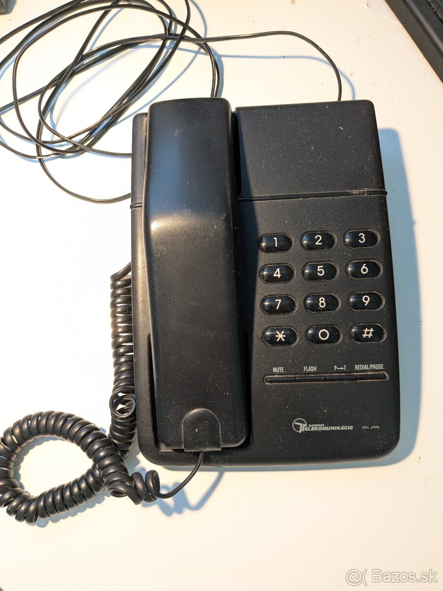 Telefon tlacitkovy